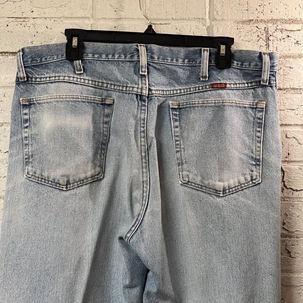 VINTAGE RUSTLER DISTRESSED FADED LIGHT BLUE DENIM JEANS  38x32 - Picture 6 of 11